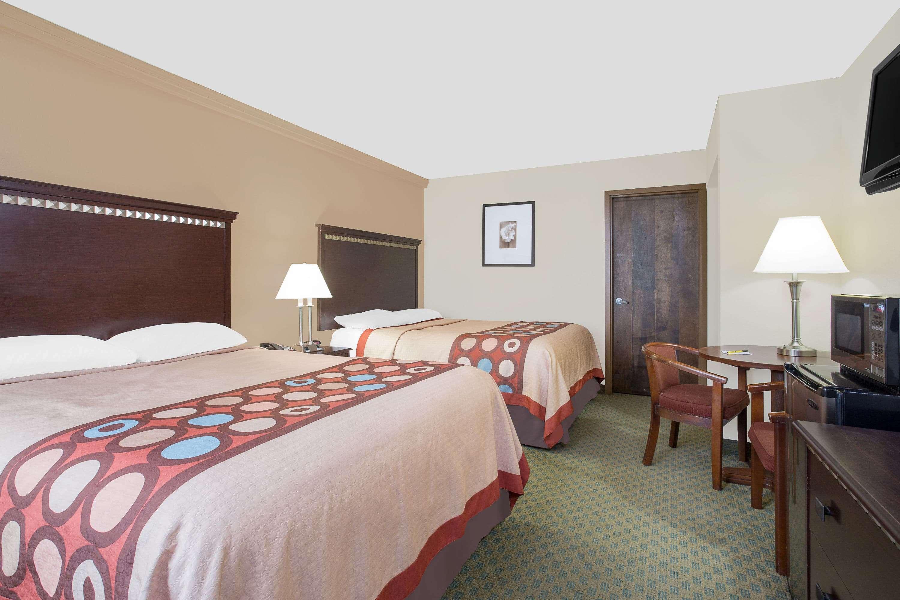 Super 8 By Wyndham Danville Exterior photo